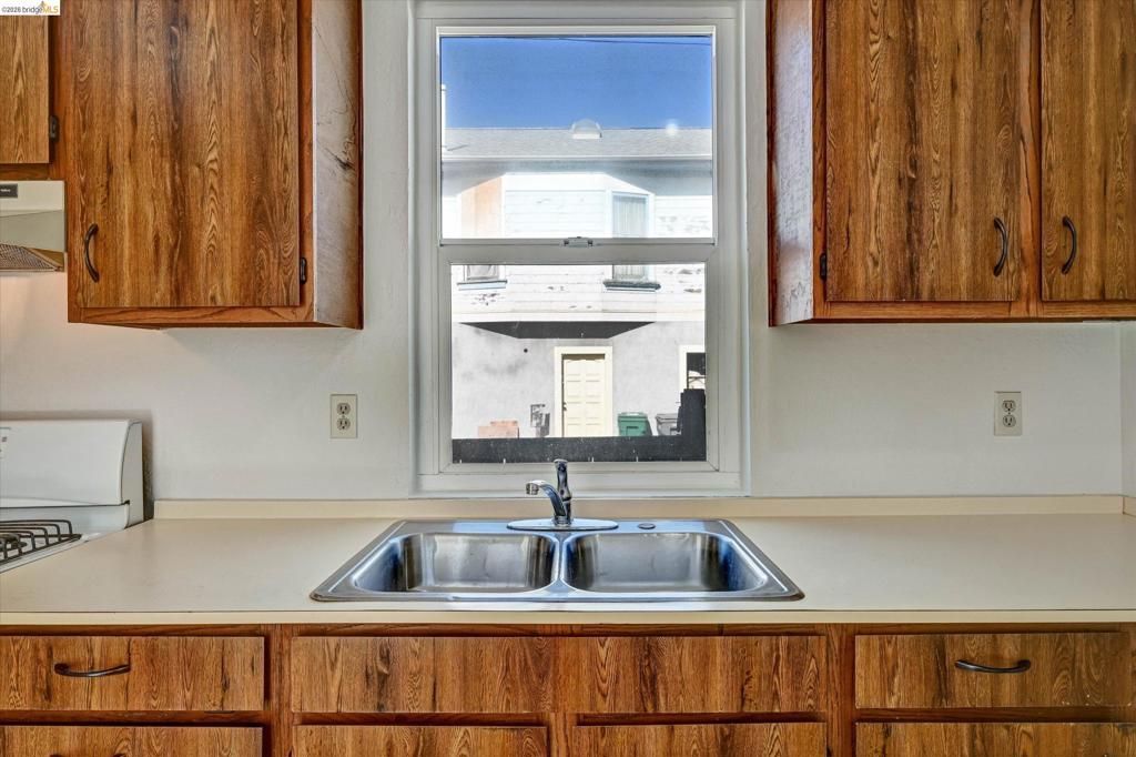 Image 18 of property listing at 1285 55Th St, Emeryville, CA 94608