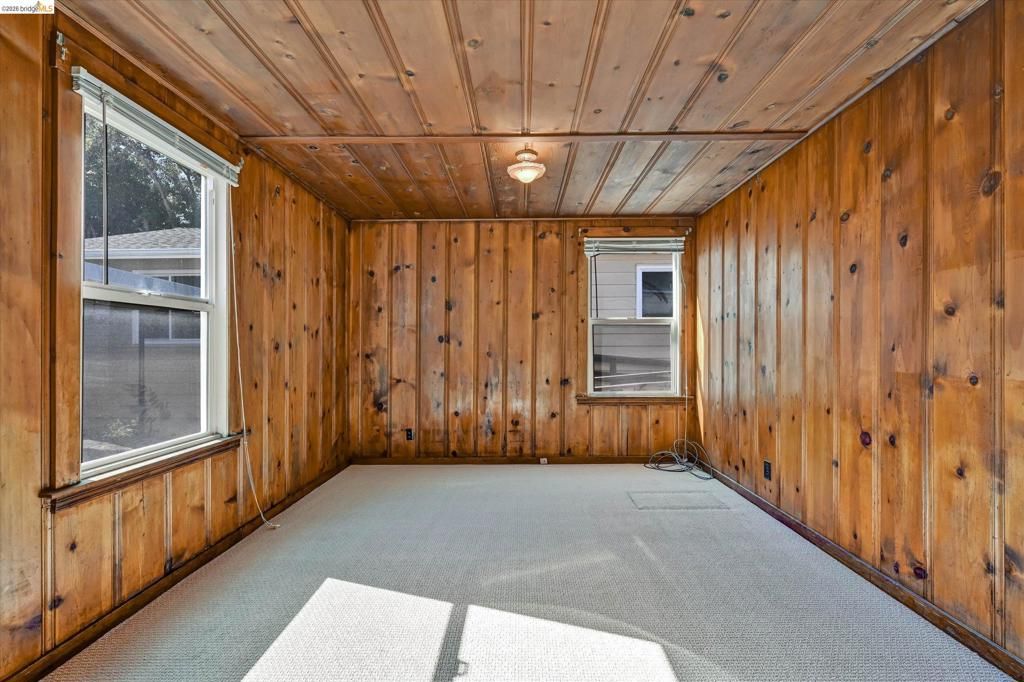 Image 34 of property listing at 1285 55Th St, Emeryville, CA 94608