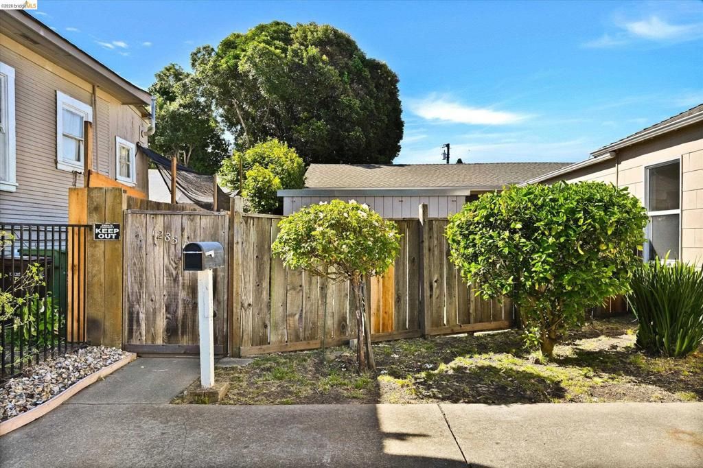 Image 37 of property listing at 1285 55Th St, Emeryville, CA 94608