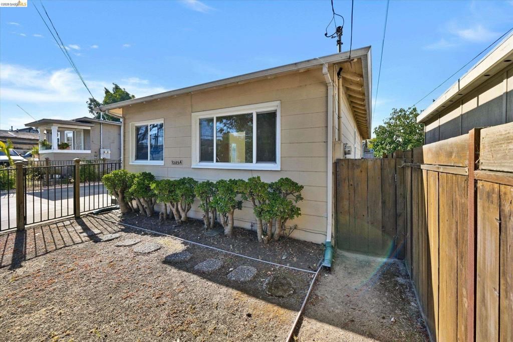 Image 4 of property listing at 1285 55Th St, Emeryville, CA 94608