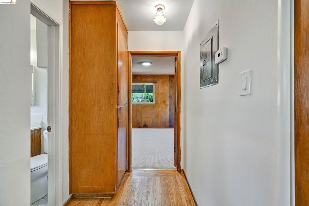 Image 55 of property listing at 1285 55Th St, Emeryville, CA 94608