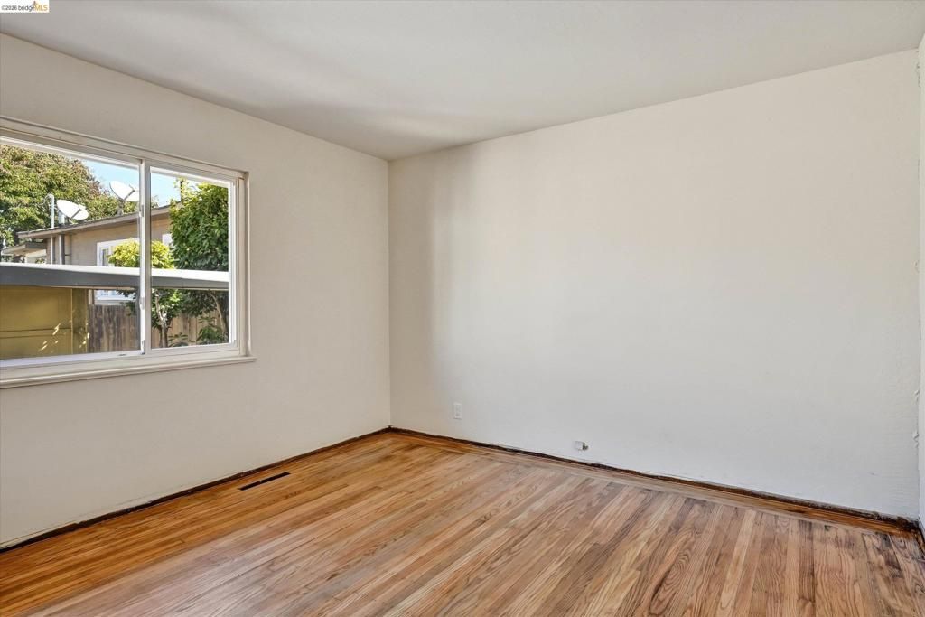 Image 64 of property listing at 1285 55Th St, Emeryville, CA 94608