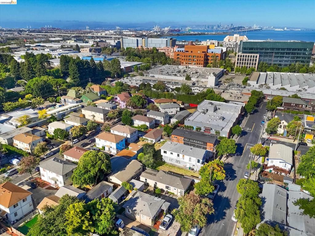 Image 74 of property listing at 1285 55Th St, Emeryville, CA 94608