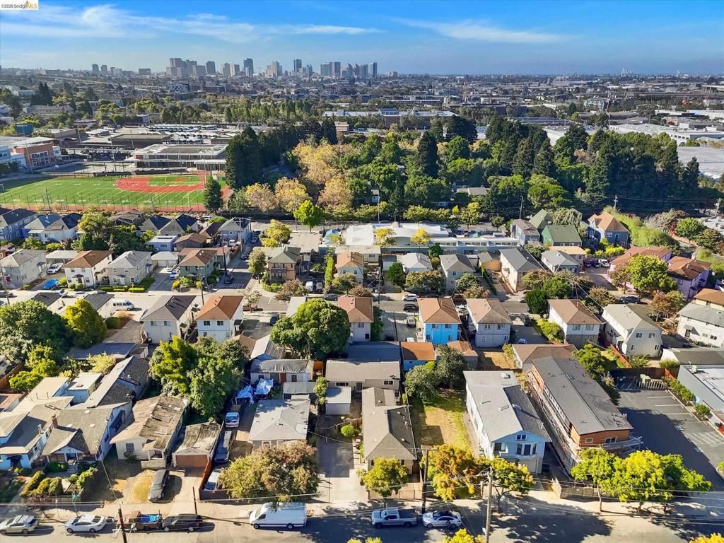 Image 77 of property listing at 1285 55Th St, Emeryville, CA 94608