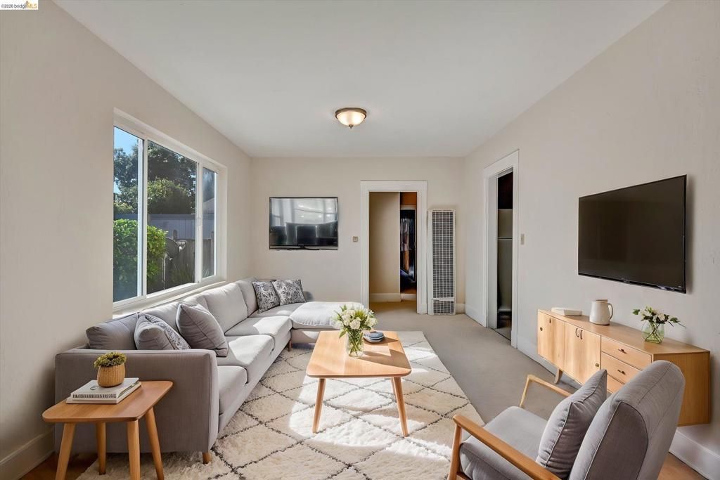 Image 8 of property listing at 1285 55Th St, Emeryville, CA 94608