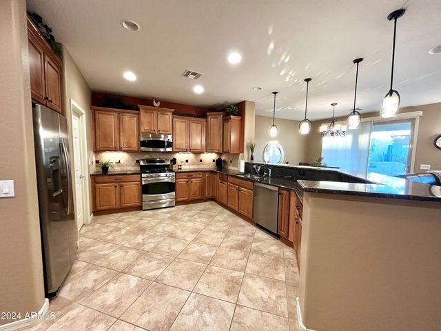 6431 W SANDPIPER Way, Florence, AZ 85132