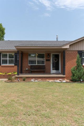 1519 Carlisle Court, Oklahoma City, OK 73120