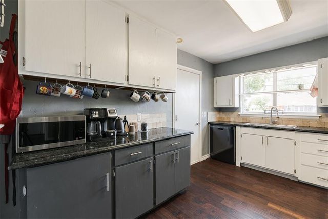 1519 Carlisle Court, Oklahoma City, OK 73120