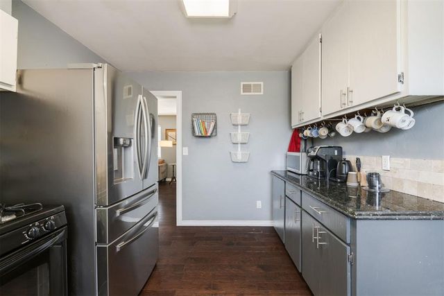 1519 Carlisle Court, Oklahoma City, OK 73120