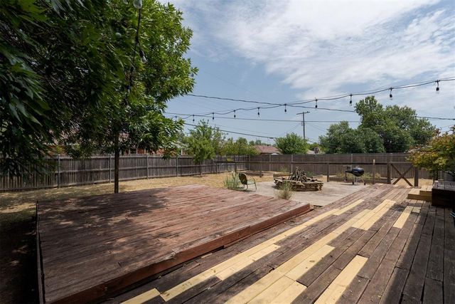 1519 Carlisle Court, Oklahoma City, OK 73120