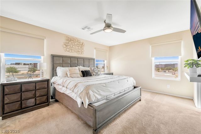 5692 Calm Season Street, Las Vegas, NV 89118