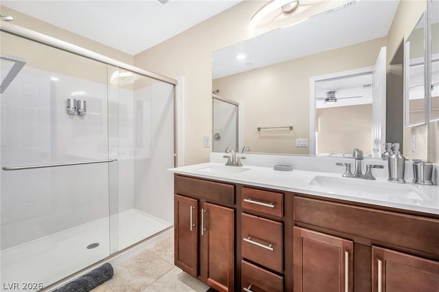 5692 Calm Season Street, Las Vegas, NV 89118