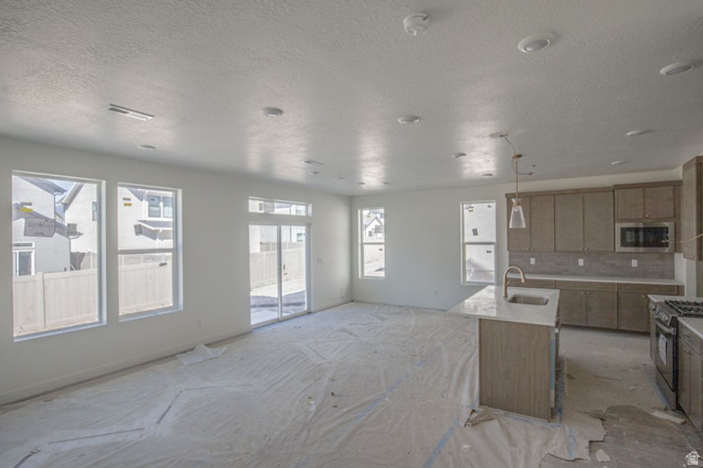 1085 W 880 S #27, Woods Cross, UT 84087 — photo 4