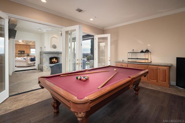 7992 Paseo Esmerado, Carlsbad, CA 92009