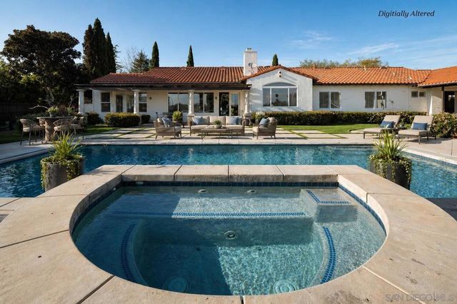 7992 Paseo Esmerado, Carlsbad, CA 92009