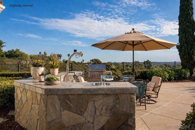 7992 Paseo Esmerado, Carlsbad, CA 92009