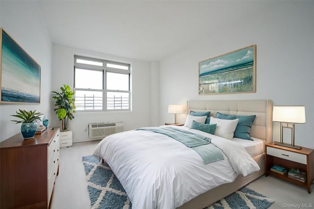 1434 110th Street 5J, College Point, NY 11356