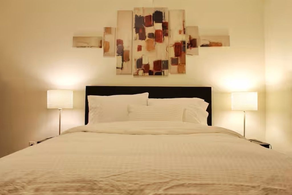 12 Newhll St, Quincy, MA 02171