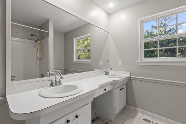 404 Lark Lane, Chattanooga, TN 37415
