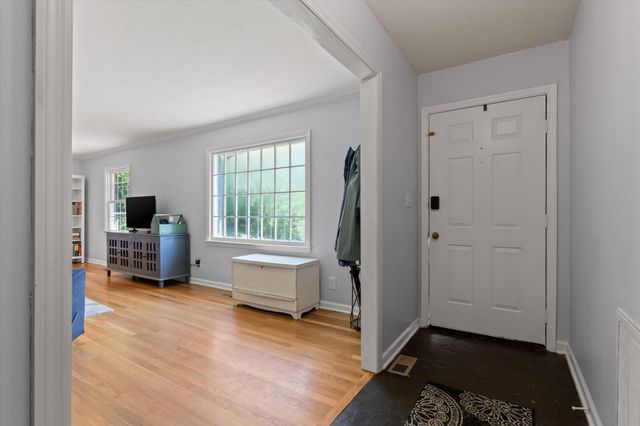 404 Lark Lane, Chattanooga, TN 37415