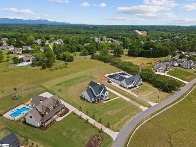 402 Old Batson Road, Taylors, SC 29687