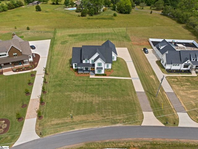 402 Old Batson Road, Taylors, SC 29687