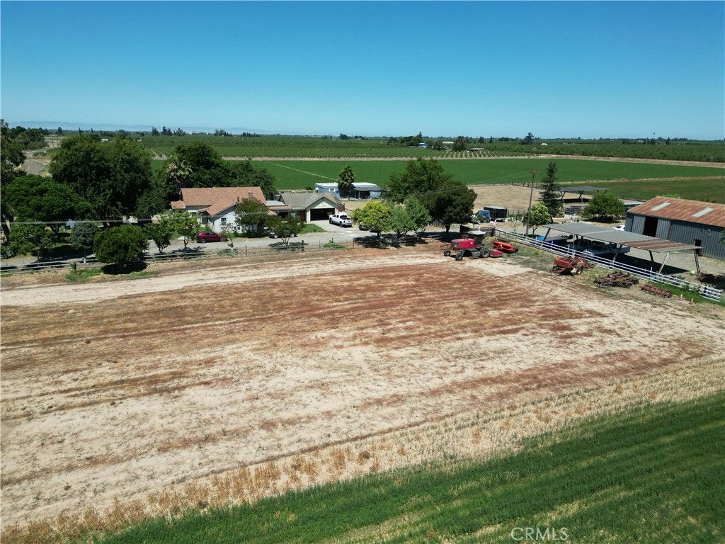 Image 1 of property listing at 8576 Olive, Winton, CA 95388