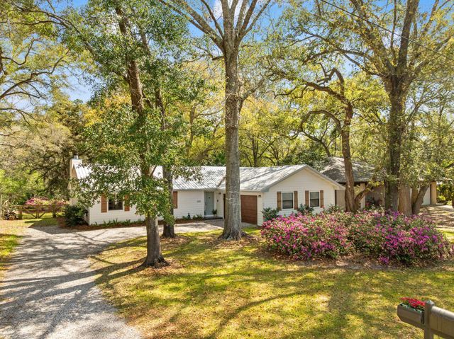 630 Ricker Avenue, Santa Rosa Beach, FL 32459