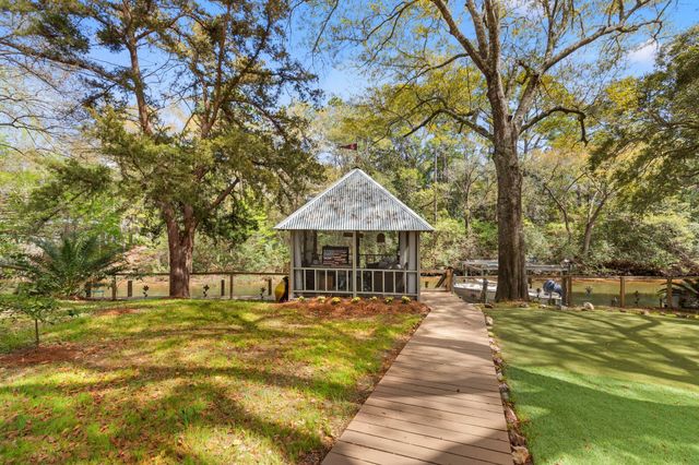 630 Ricker Avenue, Santa Rosa Beach, FL 32459