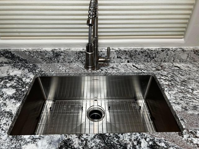 19103 N EMERALD COVE Way, Surprise, AZ 85387