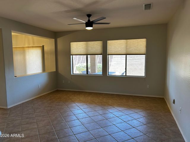 19103 N EMERALD COVE Way, Surprise, AZ 85387