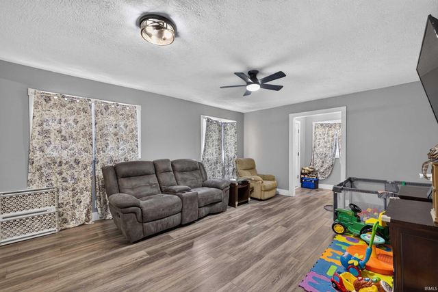 1313 22nd Street, Bedford, IN 47421