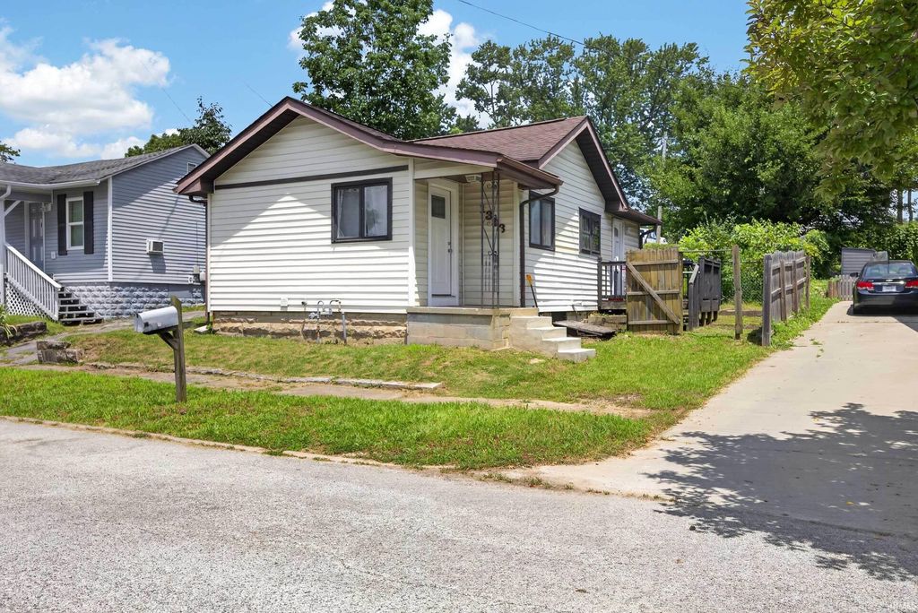 1313 22nd Street, Bedford, IN 47421
