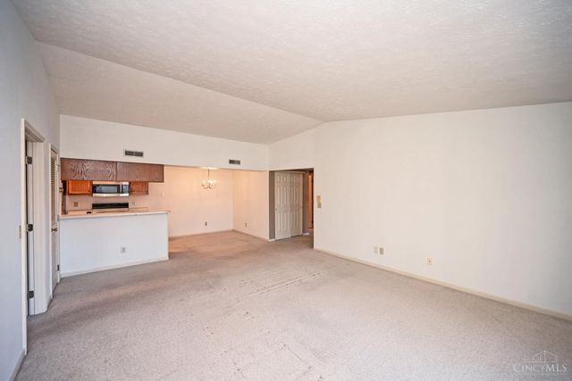 5761 Cheviot Road, Green Twp, OH 45247