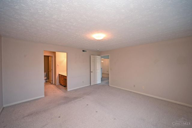 5761 Cheviot Road, Green Twp, OH 45247