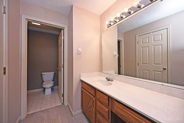 5761 Cheviot Road, Green Twp, OH 45247