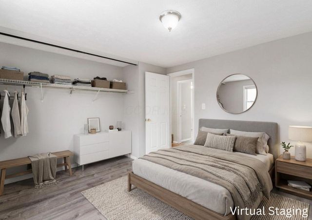 1722 Hollow Run Drive, Columbus, OH 43223