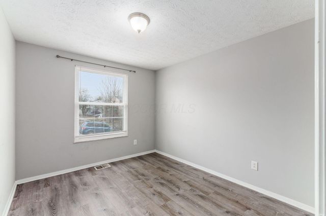 1722 Hollow Run Drive, Columbus, OH 43223