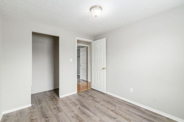 1722 Hollow Run Drive, Columbus, OH 43223