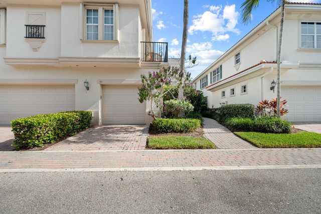 161 Evergrene Parkway, Palm Beach Gardens, FL 33410