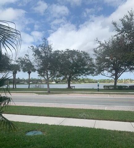 161 Evergrene Parkway, Palm Beach Gardens, FL 33410