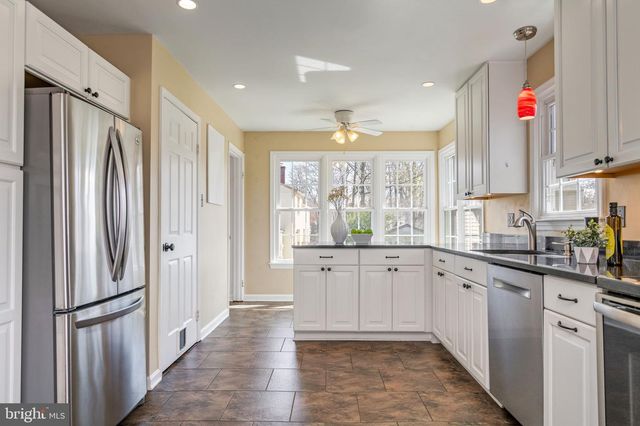 15478 GOLF CLUB DR, Dumfries, VA 22025