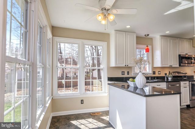 15478 GOLF CLUB DR, Dumfries, VA 22025