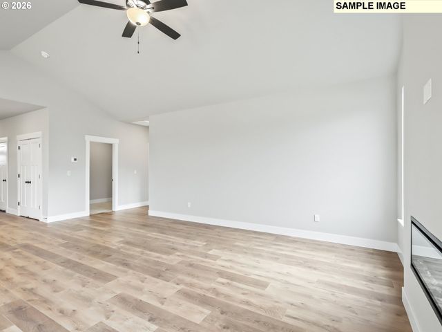 3447 Ne Justus Ave 77, Estacada, OR 97023