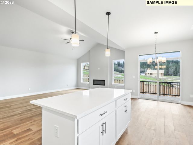 3447 Ne Justus Ave 77, Estacada, OR 97023