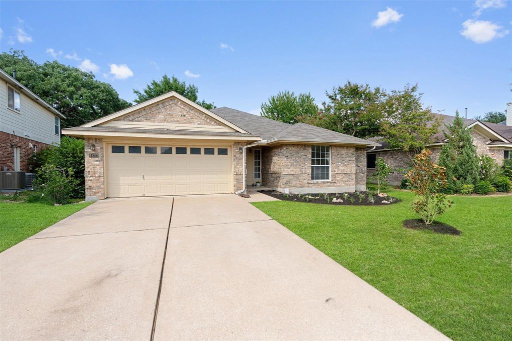 4233 Kingsburg DR, Round Rock, TX 78681