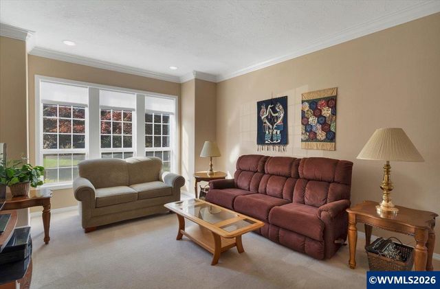 1775 Snowbird Dr NW, Salem, OR 97304