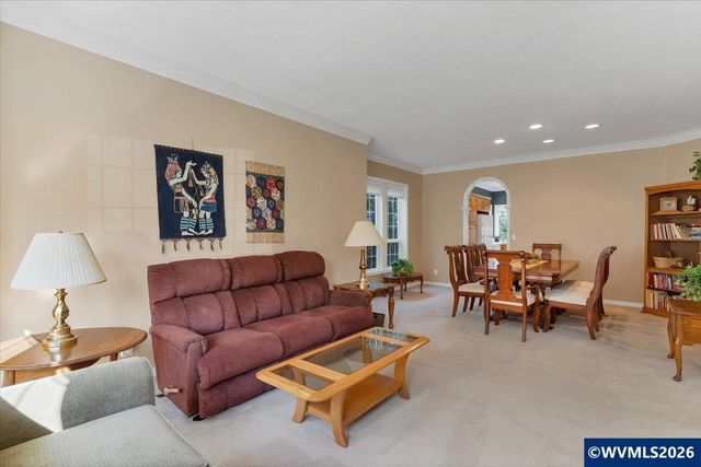 1775 Snowbird Dr NW, Salem, OR 97304