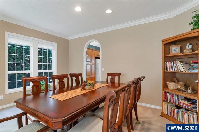 1775 Snowbird Dr NW, Salem, OR 97304