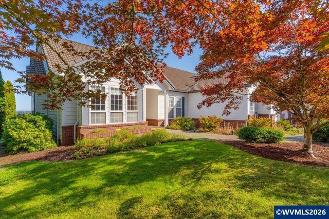 1775 Snowbird Dr NW, Salem, OR 97304